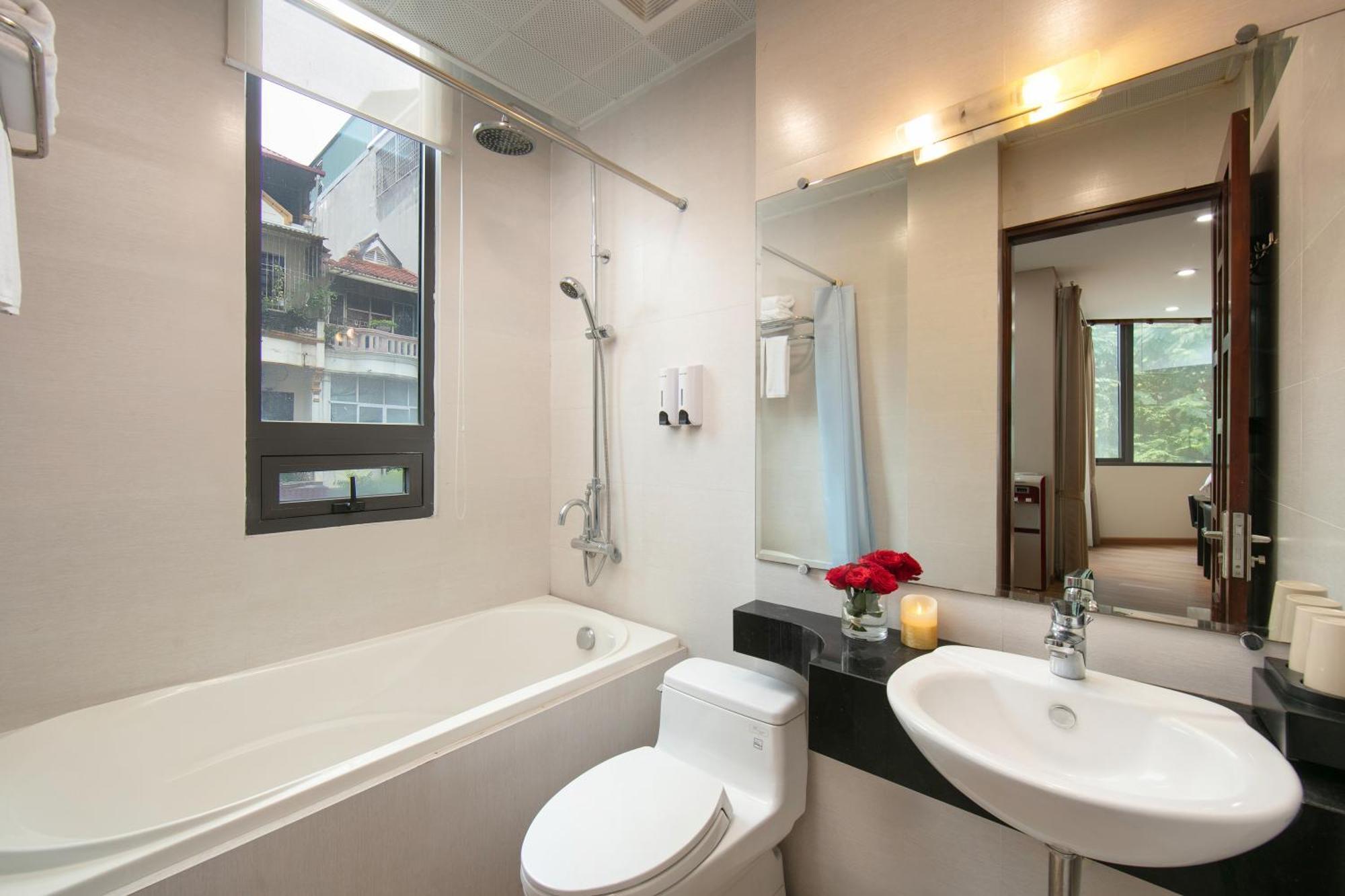 Hb Serviced Apartment - 12 Tran Quy Kien Hanoi Exterior photo